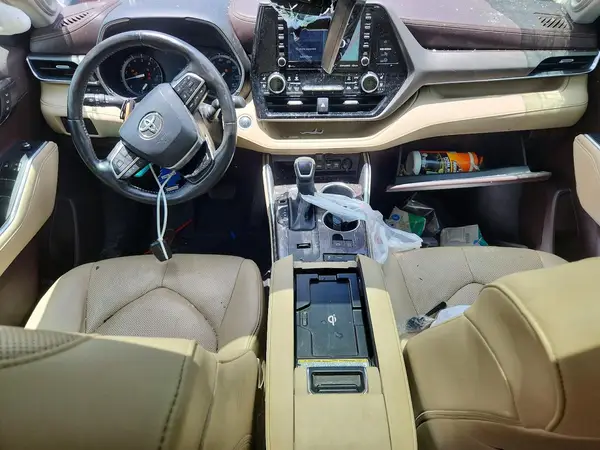 5TDYZRAH6LS003519 2020 TOYOTA HIGHLANDER - Image 8