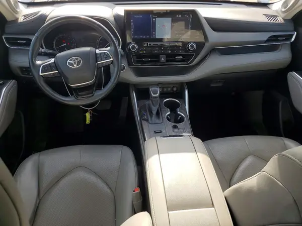 5TDYZRAH6LS016853 2020 TOYOTA HIGHLANDER - Image 8