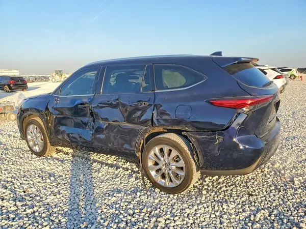5TDYZRAH6LS025729 2020 TOYOTA HIGHLANDER - Image 2