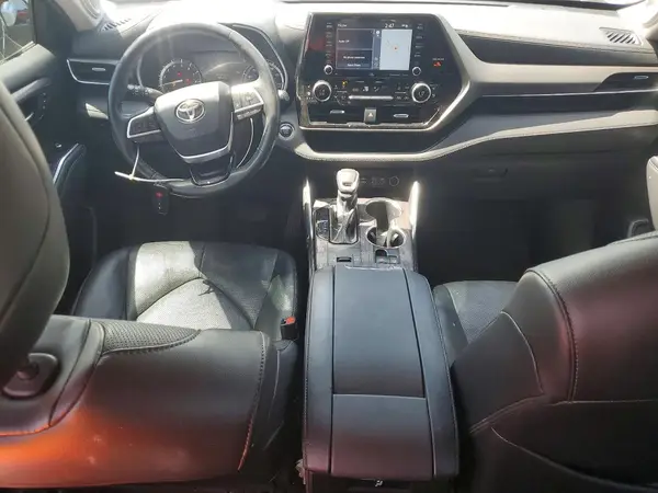 5TDYZRAH6NS094083 2022 TOYOTA HIGHLANDER - Image 8