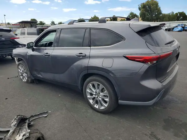 5TDYZRAH7LS024296 2020 TOYOTA HIGHLANDER - Image 2