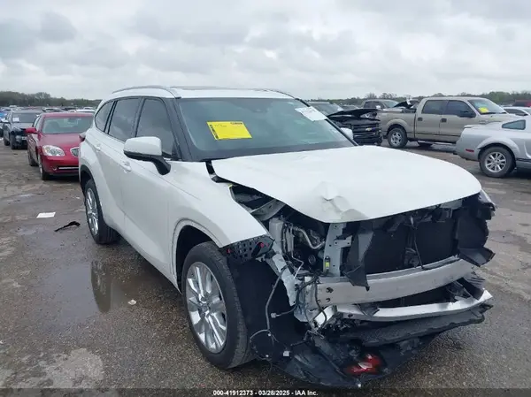 5TDYZRAH7MS053296 2021 TOYOTA HIGHLANDER - Image 1