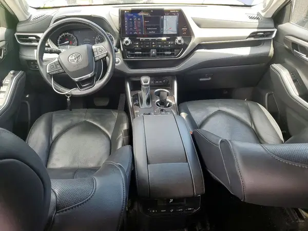 5TDYZRAH7MS527876 2021 TOYOTA HIGHLANDER - Image 8