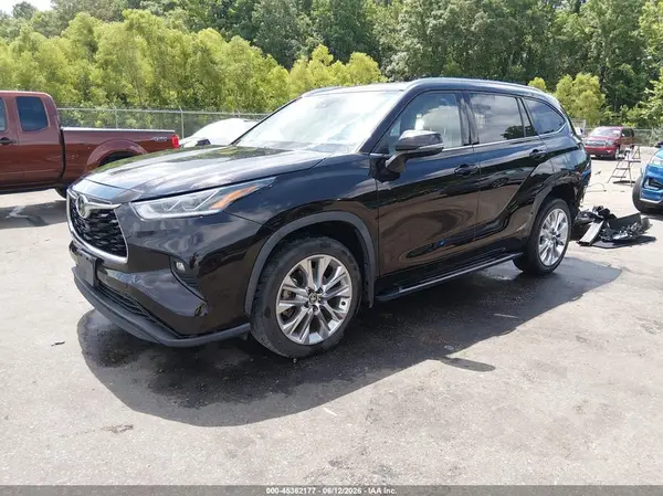 5TDYZRAH8LS020550 2020 TOYOTA HIGHLANDER - Image 2