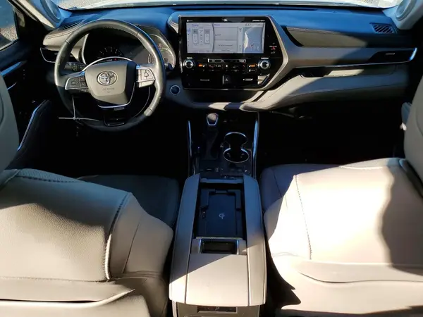 5TDYZRAH8LS024548 2020 TOYOTA HIGHLANDER - Image 8