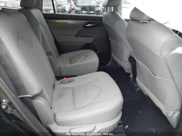 5TDYZRAH8LS030804 2020 TOYOTA HIGHLANDER - Image 8