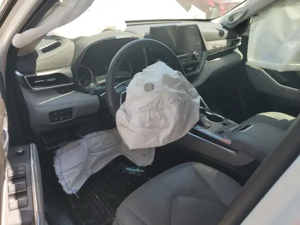 5TDYZRAH8MS077333 2021 TOYOTA HIGHLANDER - Image 8