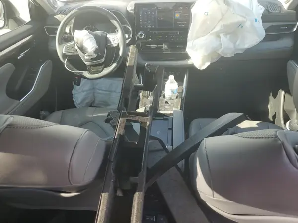 5TDYZRAH8NS545448 2022 TOYOTA HIGHLANDER - Image 8