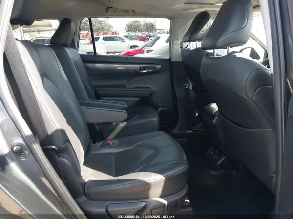 5TDYZRAH9LS016314 2020 TOYOTA HIGHLANDER - Image 8