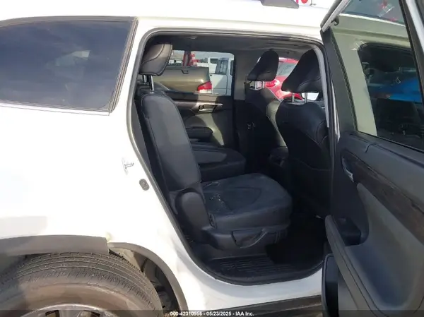 5TDYZRAH9LS029483 2020 TOYOTA HIGHLANDER - Image 8