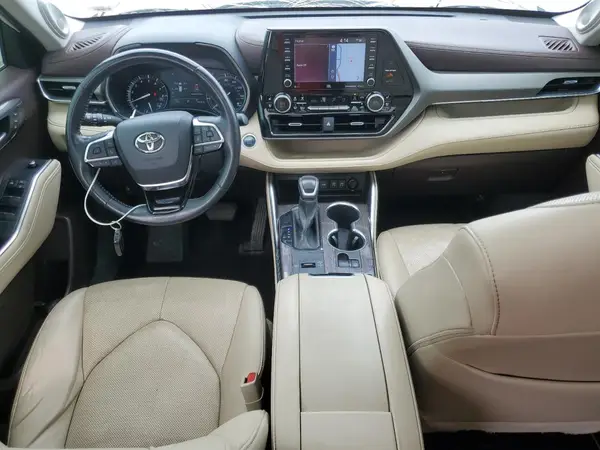 5TDYZRAH9MS042591 2021 TOYOTA HIGHLANDER - Image 8