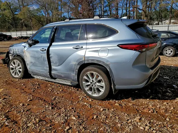 5TDYZRAH9MS079902 2021 TOYOTA HIGHLANDER - Image 2