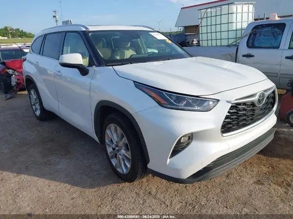 5TDYZRAH9NS542025 2022 TOYOTA HIGHLANDER - Image 1