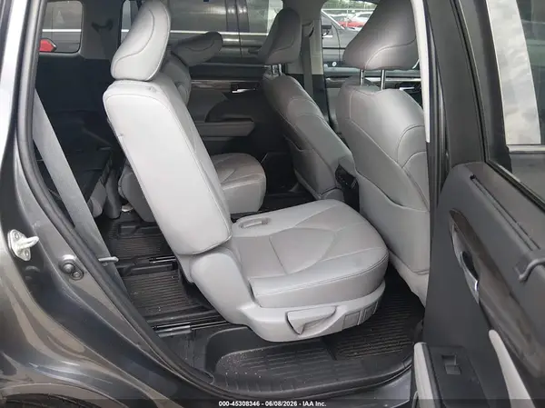 5TDYZRAHXLS003975 2020 TOYOTA HIGHLANDER - Image 8