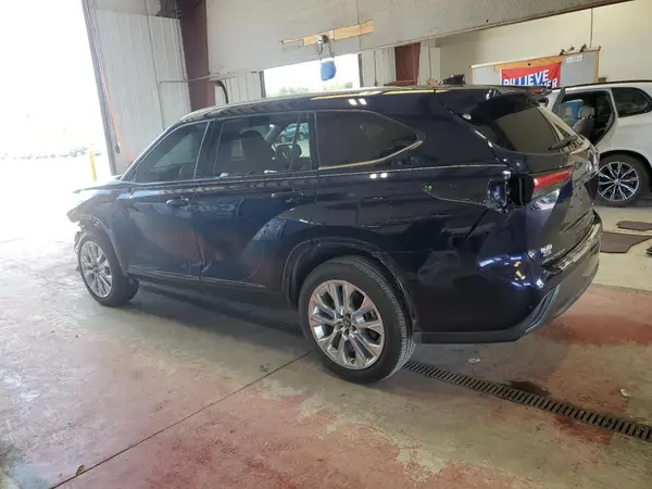 5TDYZRAHXMS057276 2021 TOYOTA HIGHLANDER - Image 2