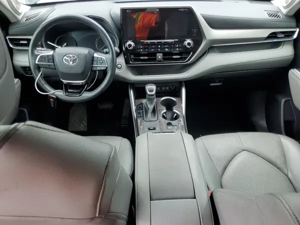 5TDYZRAHXMS530237 2021 TOYOTA HIGHLANDER - Image 8