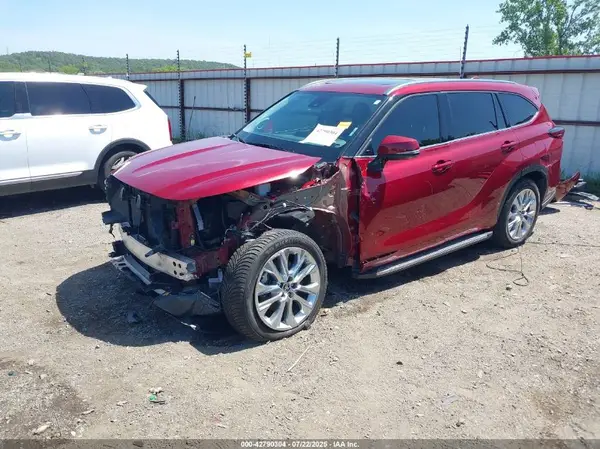5TDYZRAHXNS542308 2022 TOYOTA HIGHLANDER - Image 2