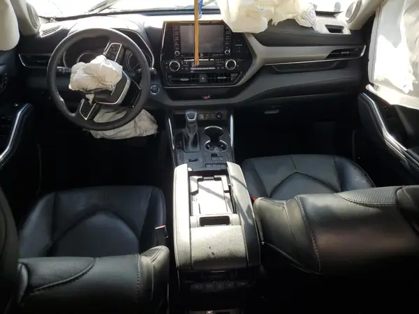 5TDYZRAHXNS549744 2022 TOYOTA HIGHLANDER - Image 8
