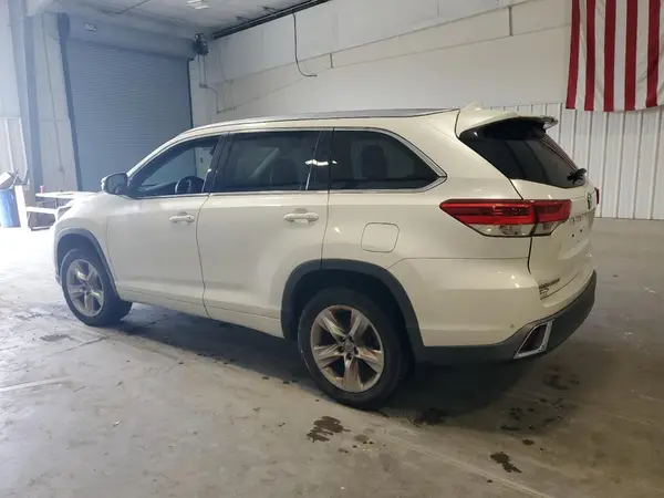 5TDYZRFH0HS191714 2017 TOYOTA HIGHLANDER - Image 2