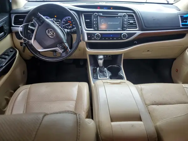 5TDYZRFH0HS199280 2017 TOYOTA HIGHLANDER - Image 8