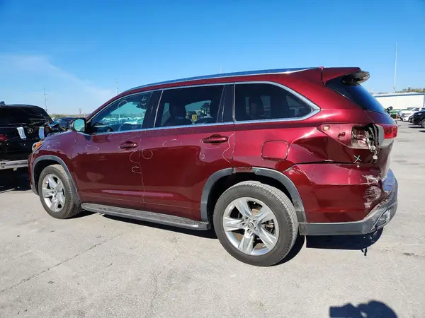 5TDYZRFH0HS216207 2017 TOYOTA HIGHLANDER - Image 2