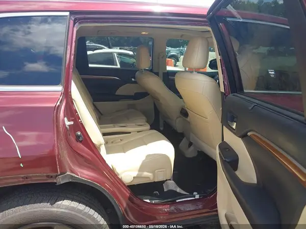 5TDYZRFH0HS226199 2017 TOYOTA HIGHLANDER - Image 8