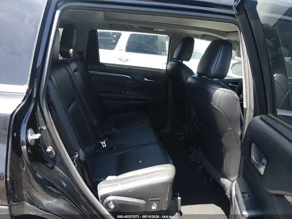 5TDYZRFH0HS229717 2017 TOYOTA HIGHLANDER - Image 8
