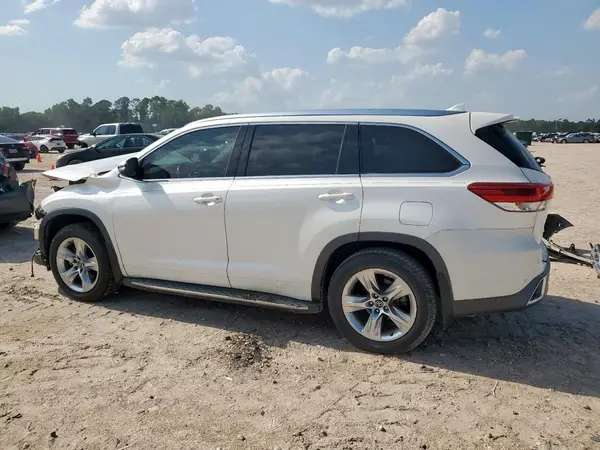 5TDYZRFH0HS232150 2017 TOYOTA HIGHLANDER - Image 2