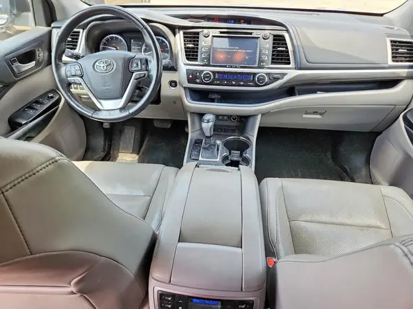 5TDYZRFH0JS239539 2018 TOYOTA HIGHLANDER - Image 8