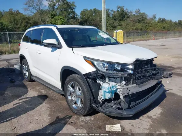 5TDYZRFH0JS251383 2018 TOYOTA HIGHLANDER - Image 1