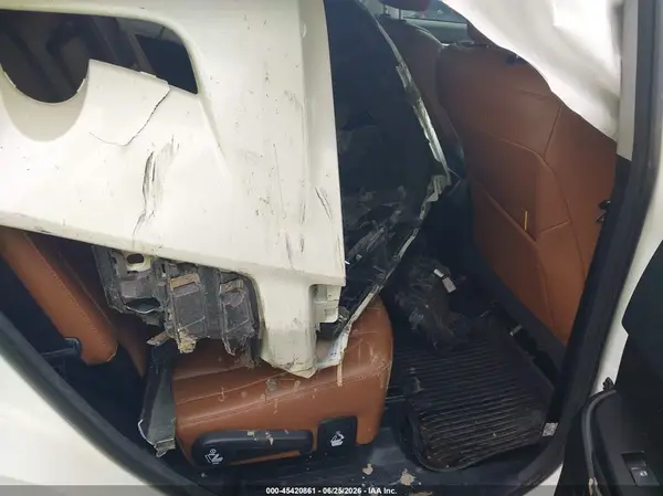 5TDYZRFH0JS268622 2018 TOYOTA HIGHLANDER - Image 8