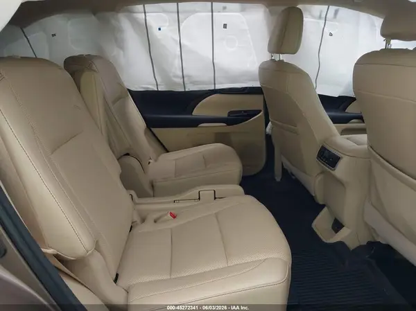 5TDYZRFH0JS275232 2018 TOYOTA HIGHLANDER - Image 8