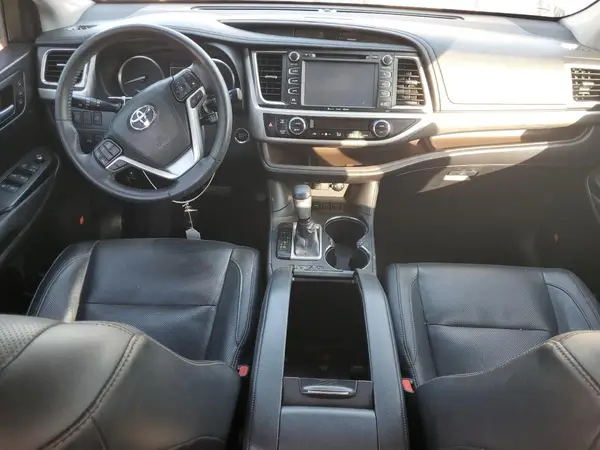 5TDYZRFH0KS305962 2019 TOYOTA HIGHLANDER - Image 8