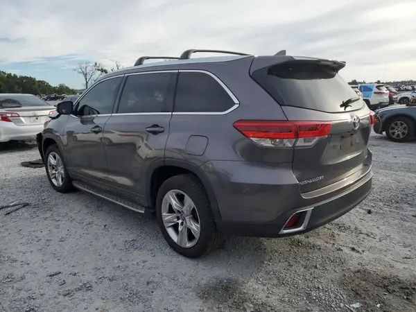 5TDYZRFH0KS309414 2019 TOYOTA HIGHLANDER - Image 2