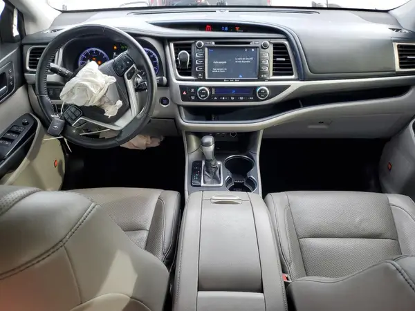 5TDYZRFH0KS309414 2019 TOYOTA HIGHLANDER - Image 8