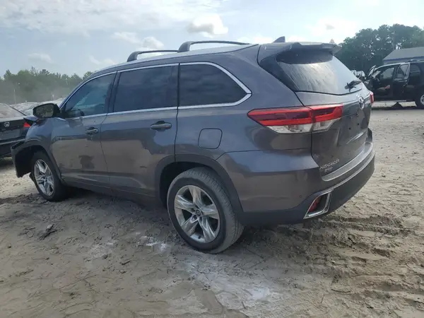 5TDYZRFH0KS320526 2019 TOYOTA HIGHLANDER - Image 2