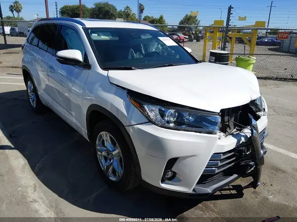 5TDYZRFH0KS348018 2019 TOYOTA HIGHLANDER - Image 1