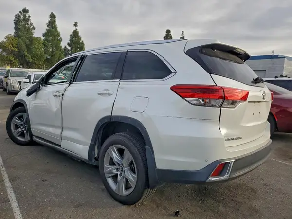 5TDYZRFH0KS353431 2019 TOYOTA HIGHLANDER - Image 2