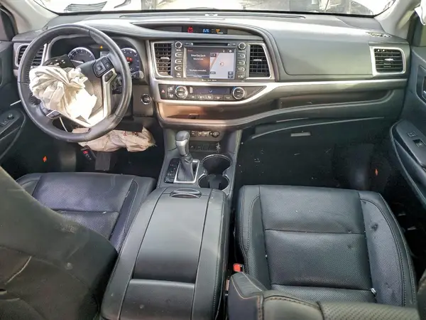 5TDYZRFH0KS353431 2019 TOYOTA HIGHLANDER - Image 8