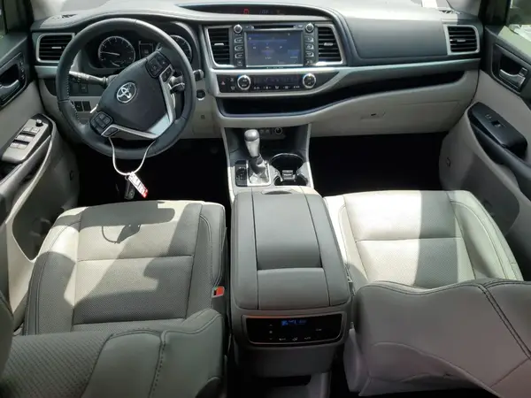 5TDYZRFH1HS198526 2017 TOYOTA HIGHLANDER - Image 8