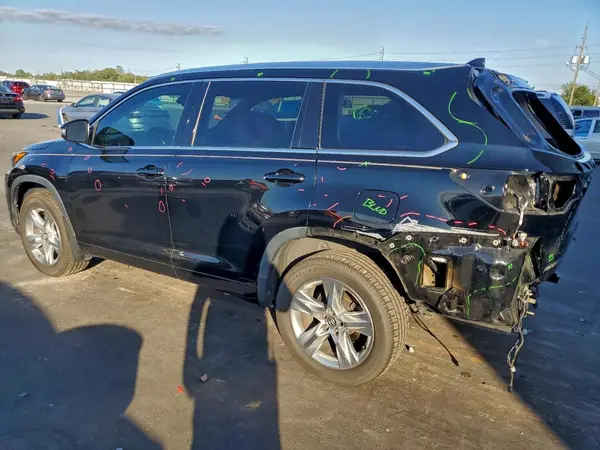 5TDYZRFH1HS213493 2017 TOYOTA HIGHLANDER - Image 2