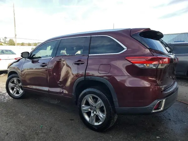 5TDYZRFH1HS220136 2017 TOYOTA HIGHLANDER - Image 2