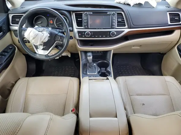 5TDYZRFH1HS220136 2017 TOYOTA HIGHLANDER - Image 8