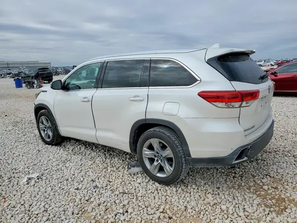 5TDYZRFH1HS227586 2017 TOYOTA HIGHLANDER - Image 2