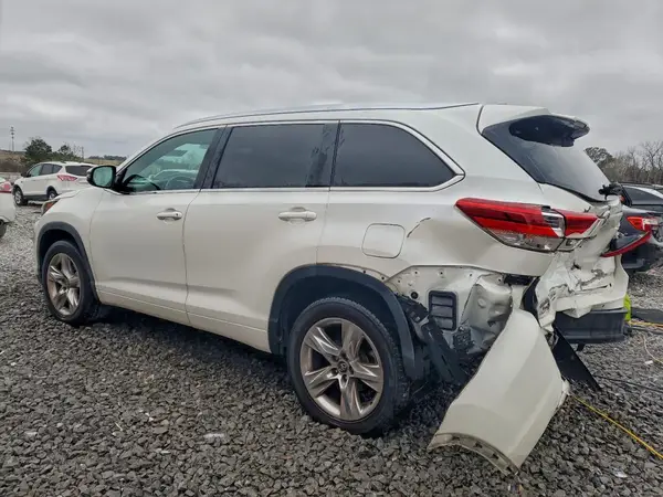 5TDYZRFH1JS251635 2018 TOYOTA HIGHLANDER - Image 2