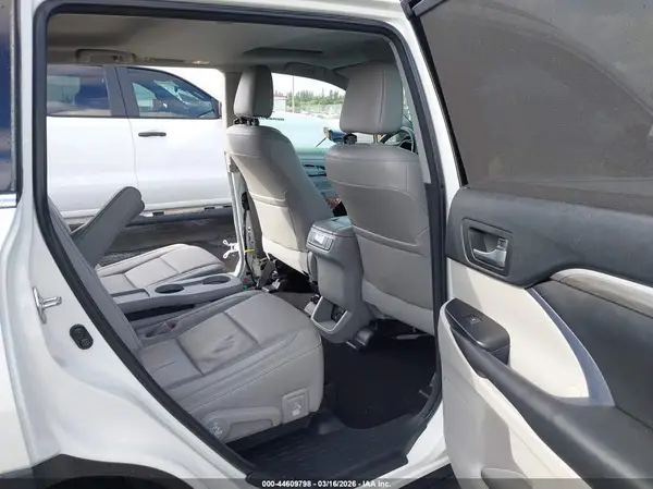 5TDYZRFH1JS254003 2018 TOYOTA HIGHLANDER - Image 8