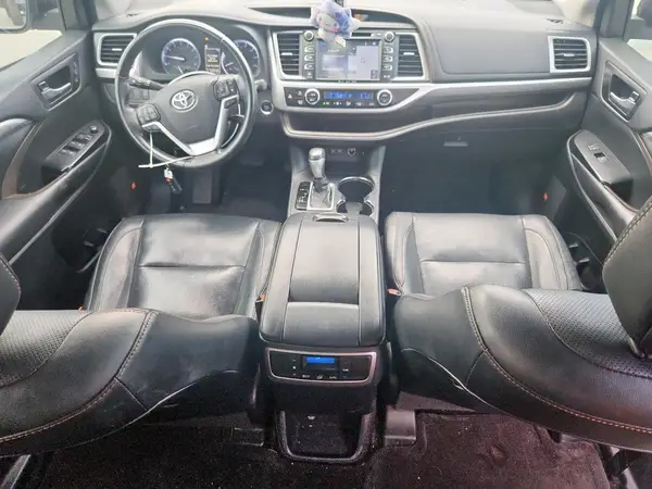 5TDYZRFH1JS258035 2018 TOYOTA HIGHLANDER - Image 8