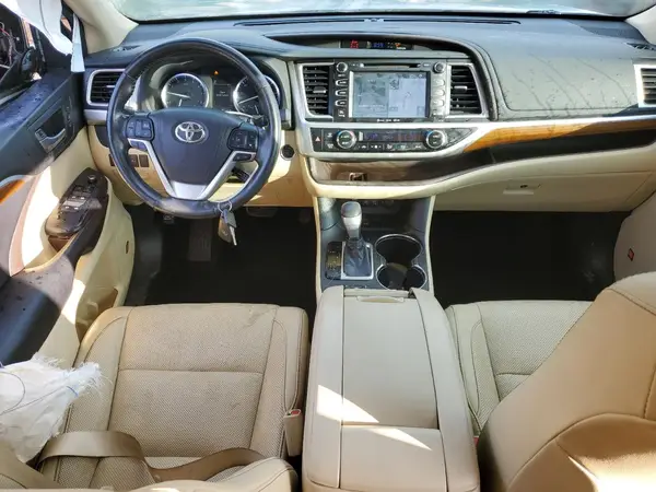 5TDYZRFH1JS263347 2018 TOYOTA HIGHLANDER - Image 8