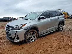 5TDYZRFH1JS275031 2018 TOYOTA HIGHLANDER