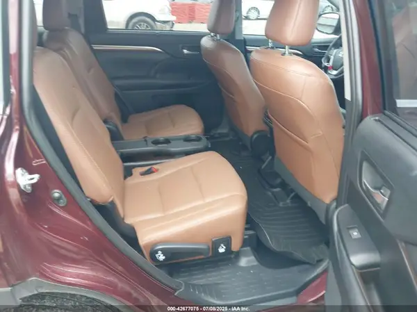 5TDYZRFH1KS310278 2019 TOYOTA HIGHLANDER - Image 8